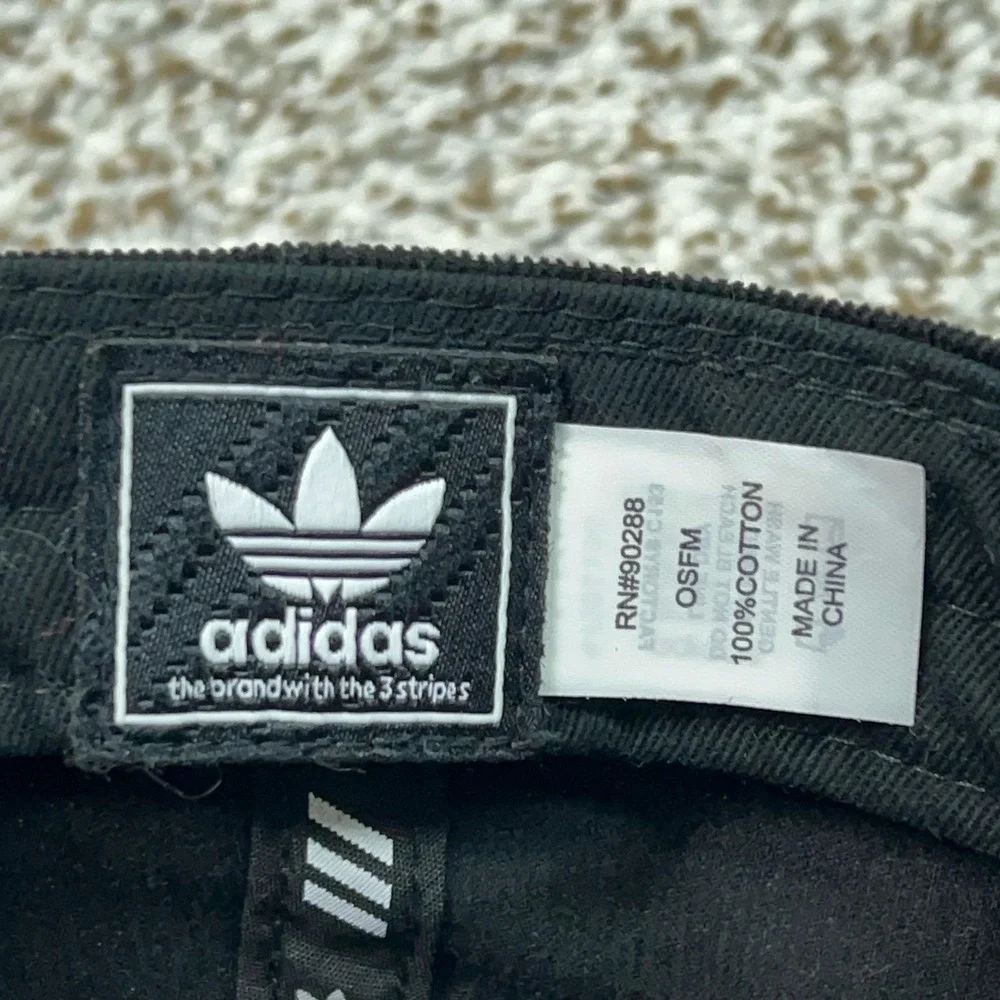 Adidas Hat Cap Snap Back Mens One Size Black Trefoil Embroidered Dad‎ Corduroy